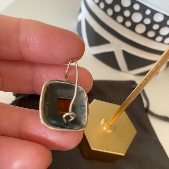 Beautiful Silpada Amber Sterling Silver wire closure earrings - Picture 4 of 6